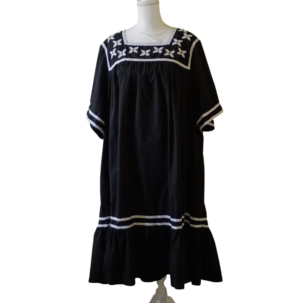 Go Softly Patio Black Embroidered Midi Dress Plus Size 3X Wrinkle Resistant